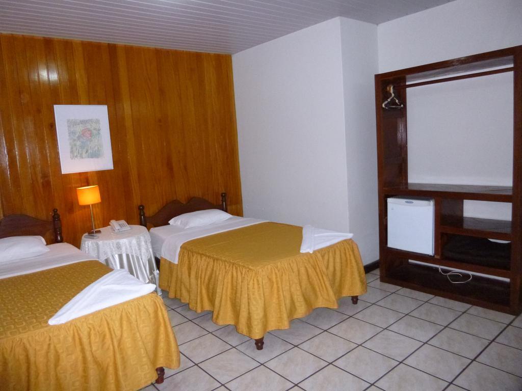 Hotel Cabana Quinta Puerto Maldonado Oda fotoğraf